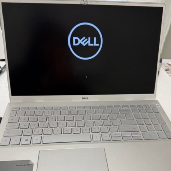 Dell 15 Laptop for Business 5000 series - Picture 1 of 4